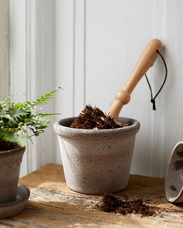 Laurel Pot Brush Set – Farmhouse Pottery