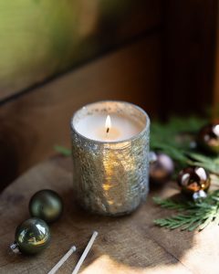 Lw Holiday North Sky Candle Styled 002