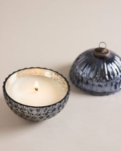 Ornament Candle (2)